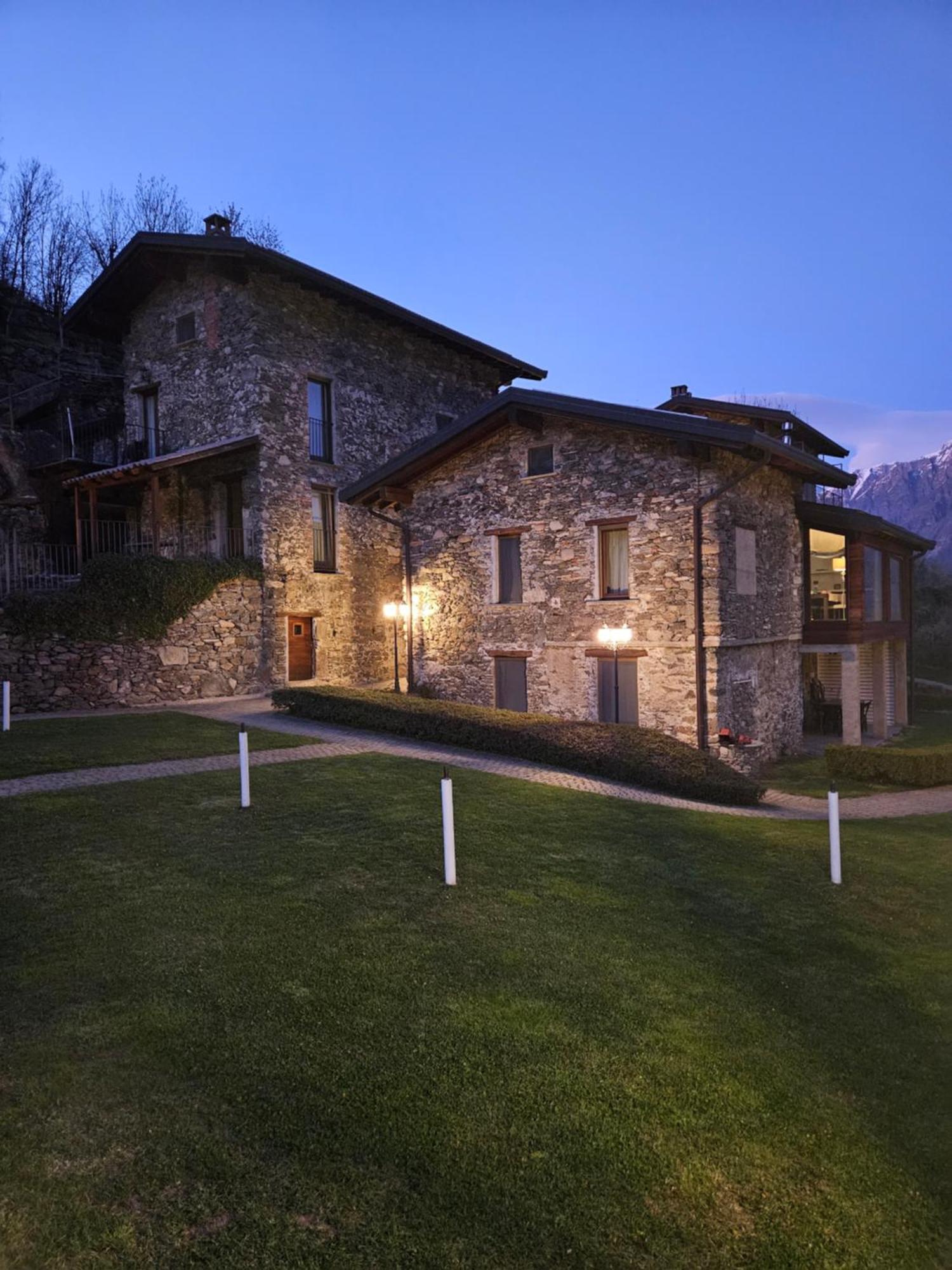 Borgo Erbiola Villa คอลีโก ภายนอก รูปภาพ