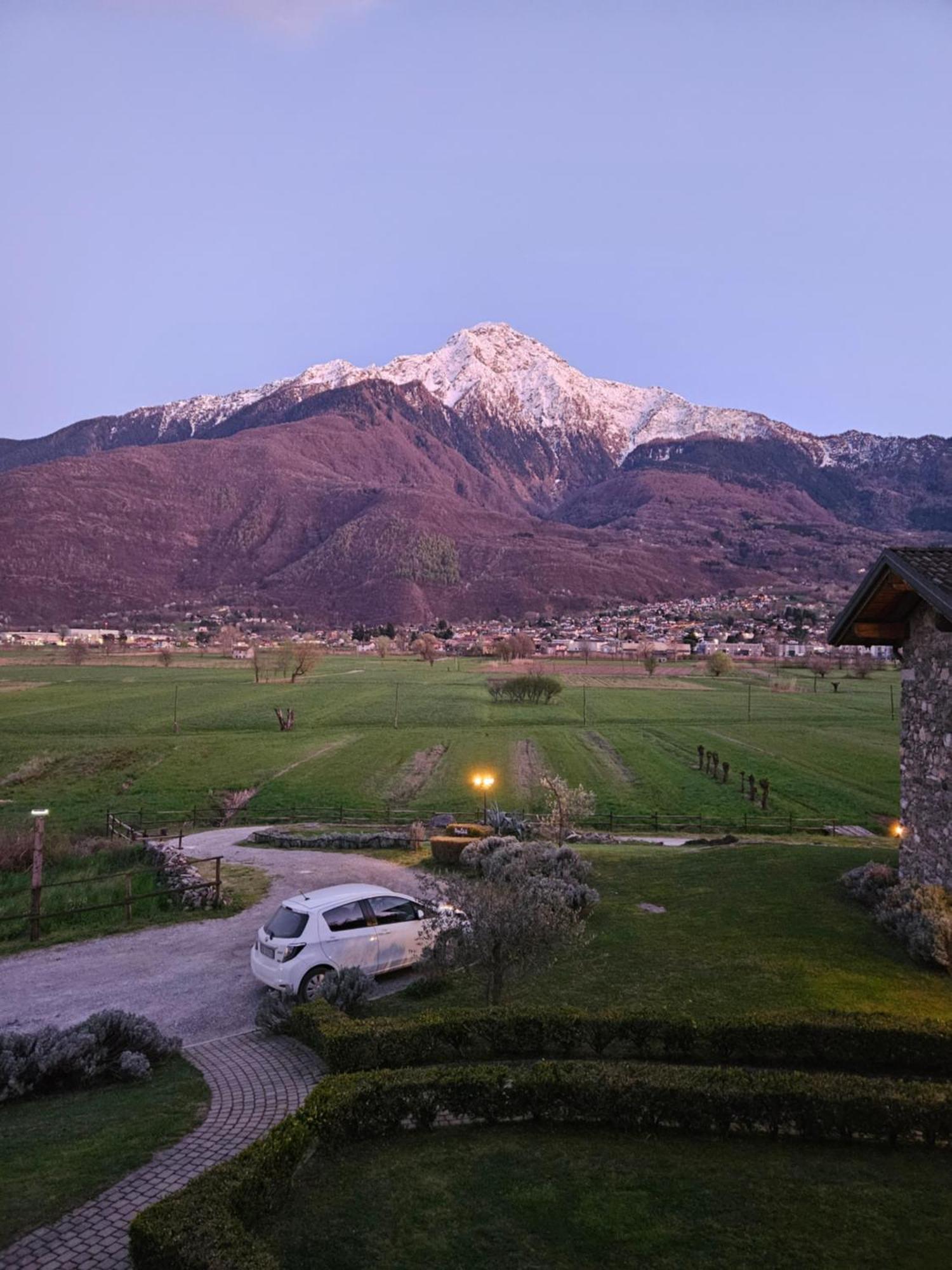 Borgo Erbiola Villa คอลีโก ภายนอก รูปภาพ