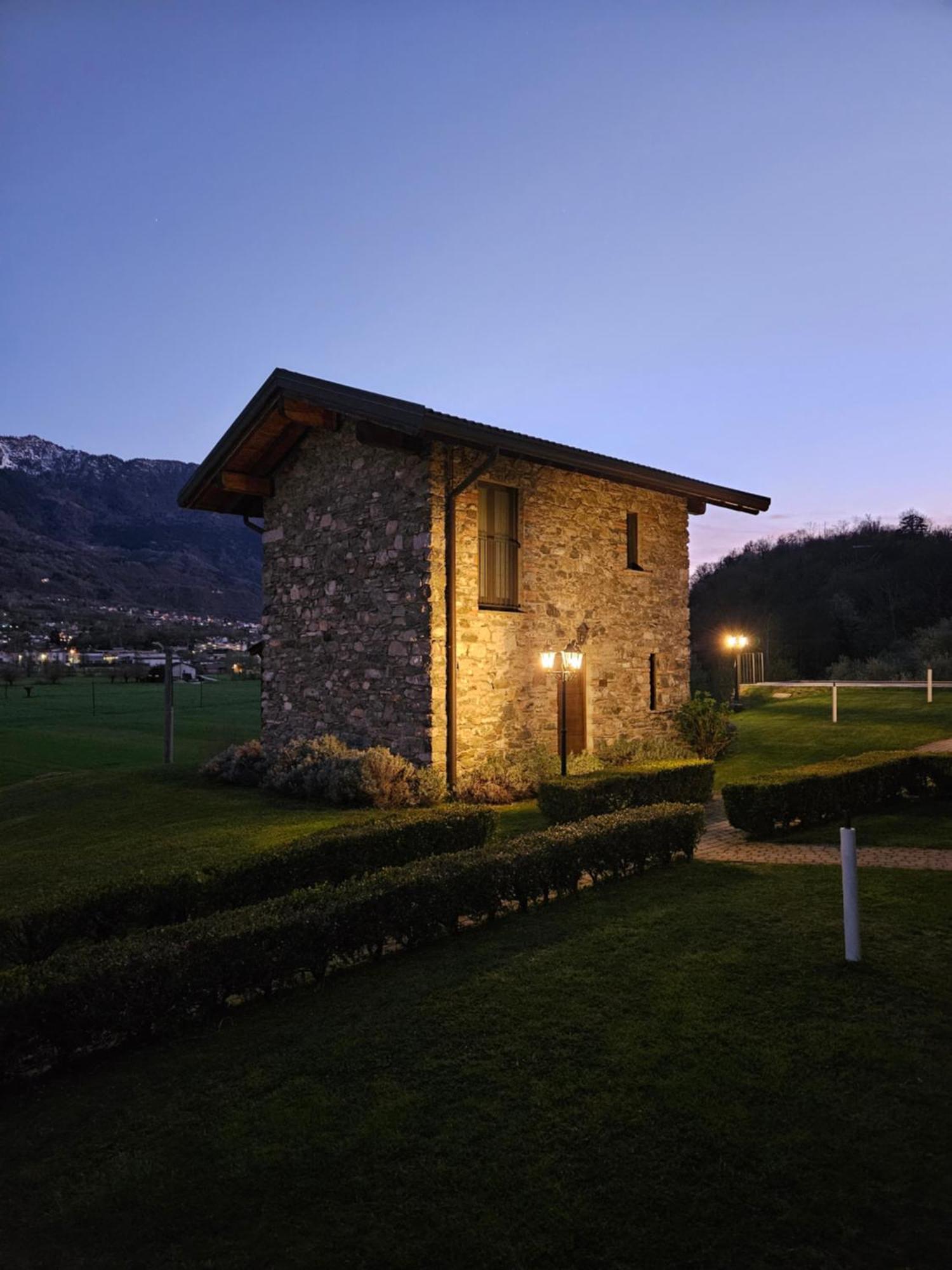 Borgo Erbiola Villa คอลีโก ภายนอก รูปภาพ